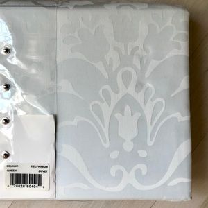 Charisma NWT$350 Duvet DeLano Delphinium Blue Qn